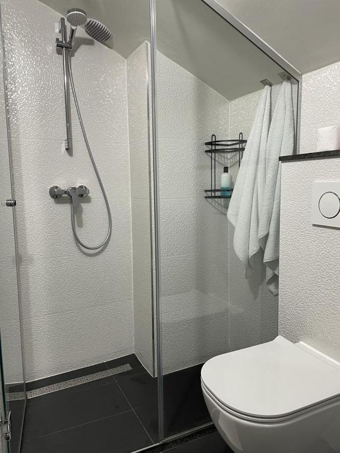 Studio Apartment Nani Centar スプリト エクステリア 写真