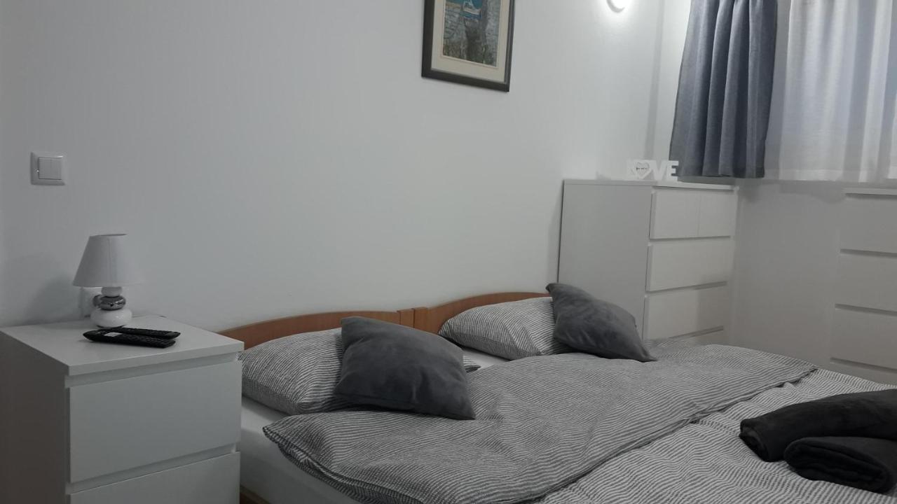 Studio Apartment Nani Centar スプリト エクステリア 写真