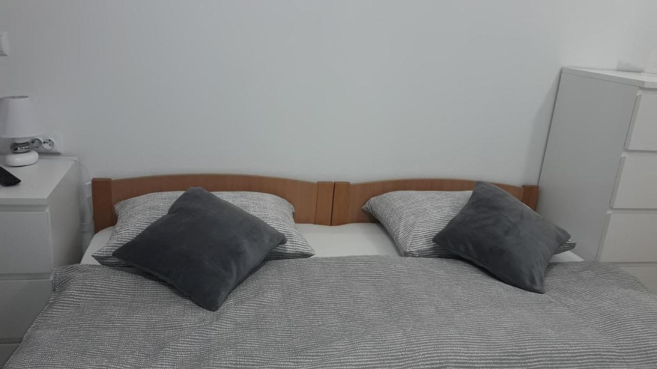 Studio Apartment Nani Centar スプリト エクステリア 写真