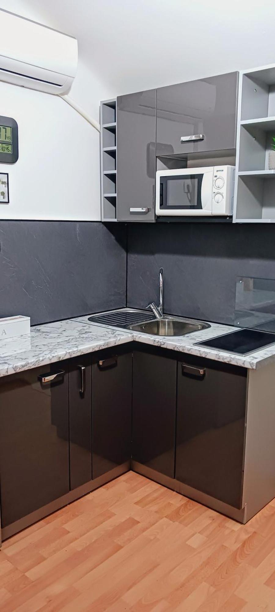 Studio Apartment Nani Centar スプリト エクステリア 写真